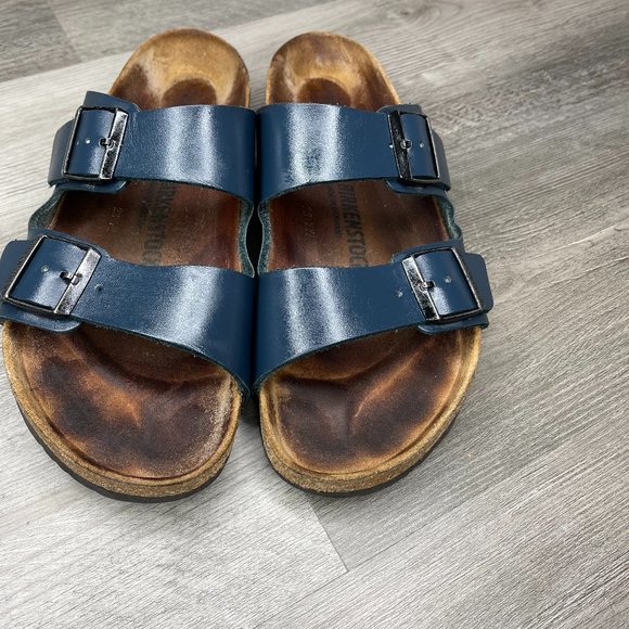 Birkenstock Other - Birkenstock Arizona Sandals EUC